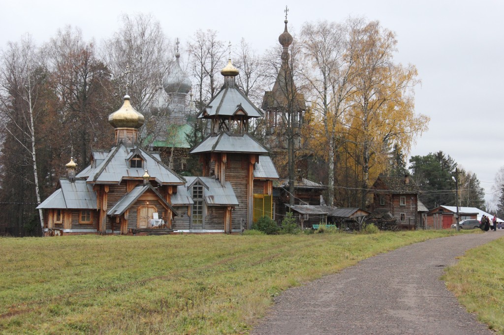 Каменное Заделье, Покровский монастырь