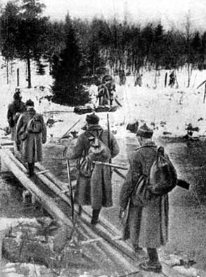 Talvisota Soviet Infantry Crossing Rajajoki